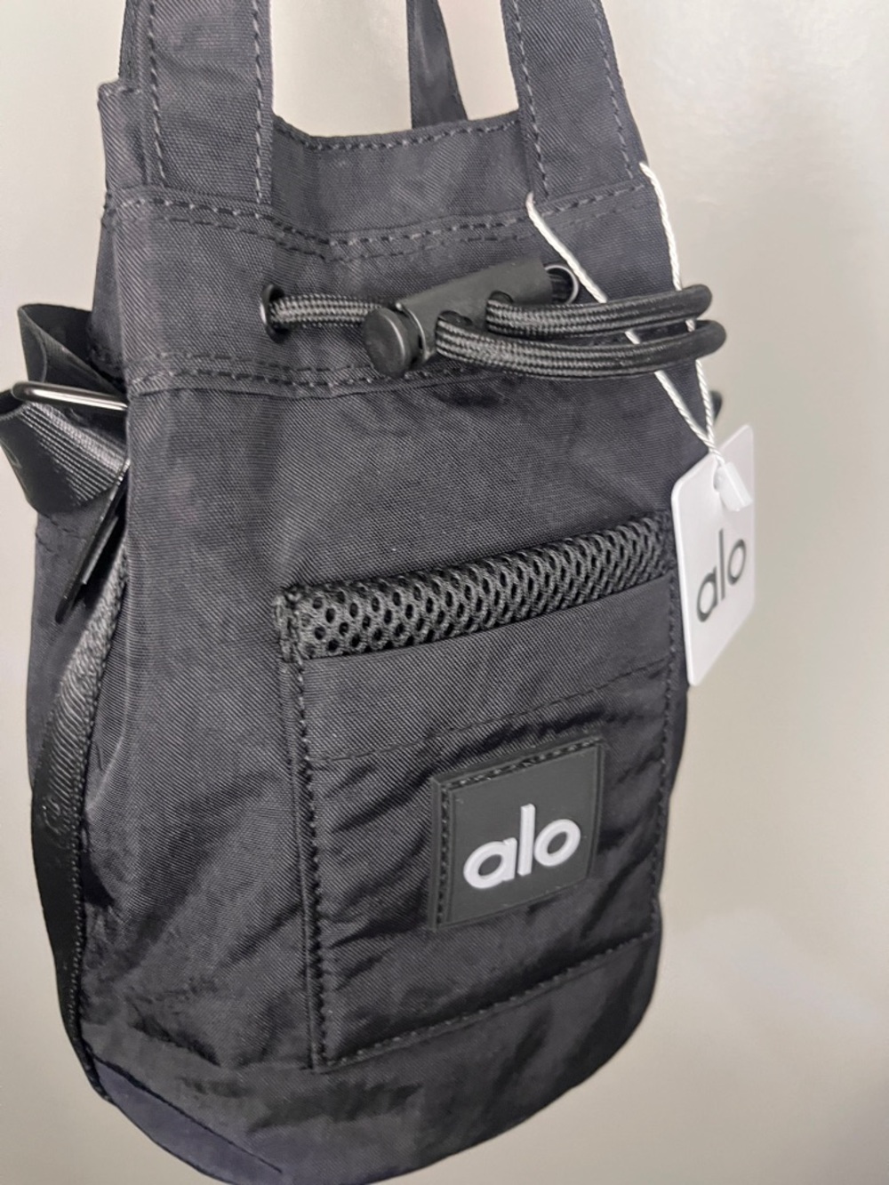 Alo Yoga bucket-style crossbody bag NWT BROWN AVAILABLE - Picture 15 of 15